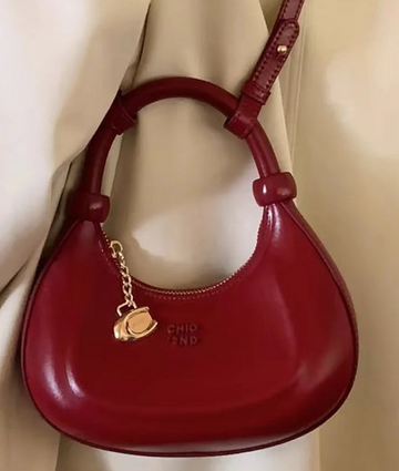 Chio 2nd Crescent Shape Bag Red