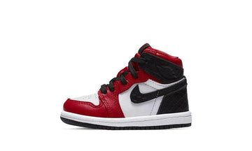 Jordan 1 Retro High Satin Snake Chicago PS